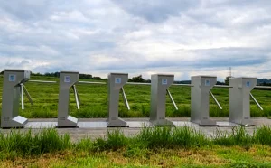 كيف تضمن آلية بوابة الدوار الثلاثية التحكم في الوصول الآمن