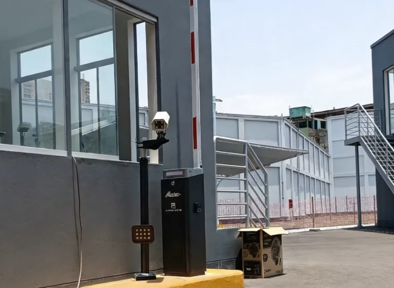 Barrier Gate Durability Evaluating Materials for Long-Term Use in Lots