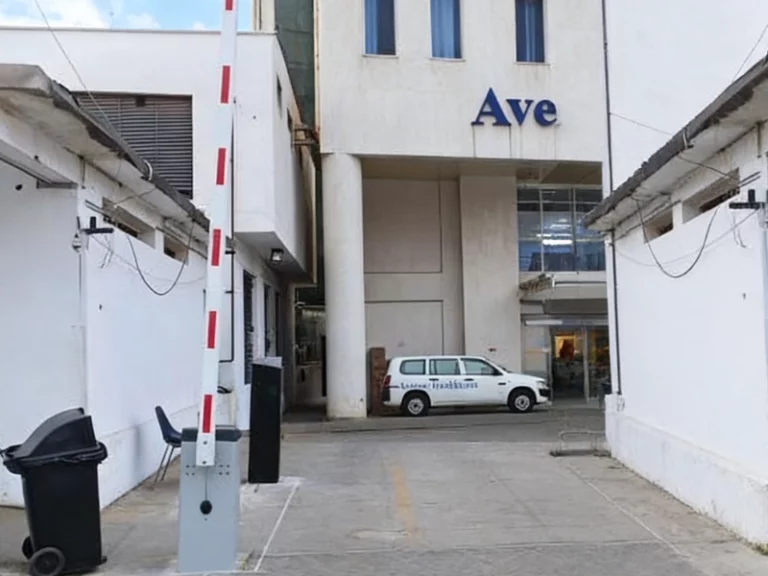 Essential Quarterly Maintenance Checklist for High-Traffic Barrier Gates