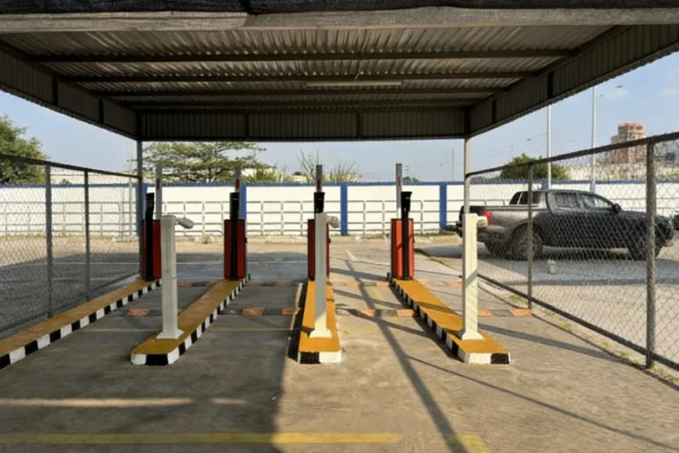 ការបង្ខំការចូលដោយគ្មានការអនុញ្ញាត